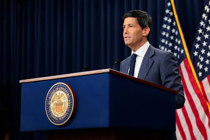 US Fed holds interest rates steady at 3.75-4%