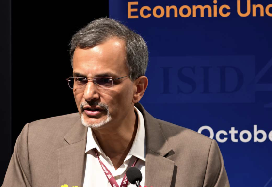 India on track to achieve $1 trillion exports this year: CEA Nageswaran