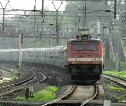 Special trains between Chennai and Santragachi