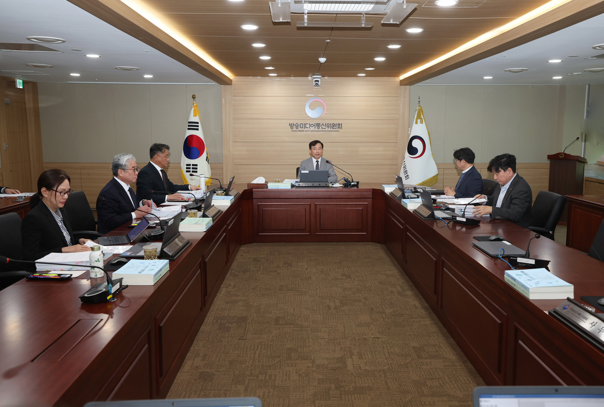South Korea fines Google, Apple over unfair app market practices