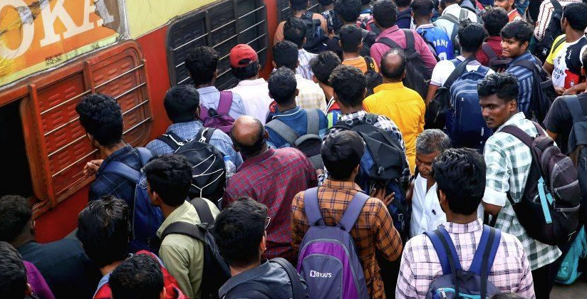 தீபாவளி பண்டிகைக்கு 100 சிறப்பு ரயில்களை இயக்கத் திட்டம்!