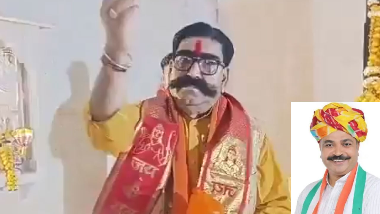 கோயிலுக்கு வருகை தந்த தலித் தலைவர்.. கங்கை நீர் தெளித்த பாஜகவினரால் பரபரப்பு