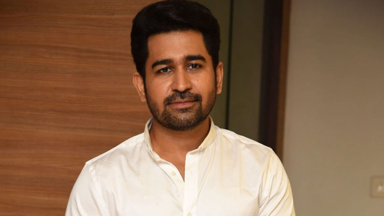 வெறுப்பை கடந்து மனிதத்தை வளர்ப்போம்- விஜய் ஆண்டனி உருக்கம்