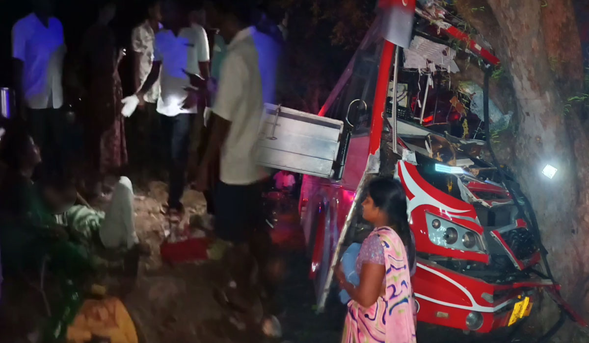  வேலூரில் செல்போன் பேசிக்கொண்டே பேருந்து இயக்கியதால் விபத்து...20க்கும் மேற்பட்டோர் பேர் படுகாயம் 