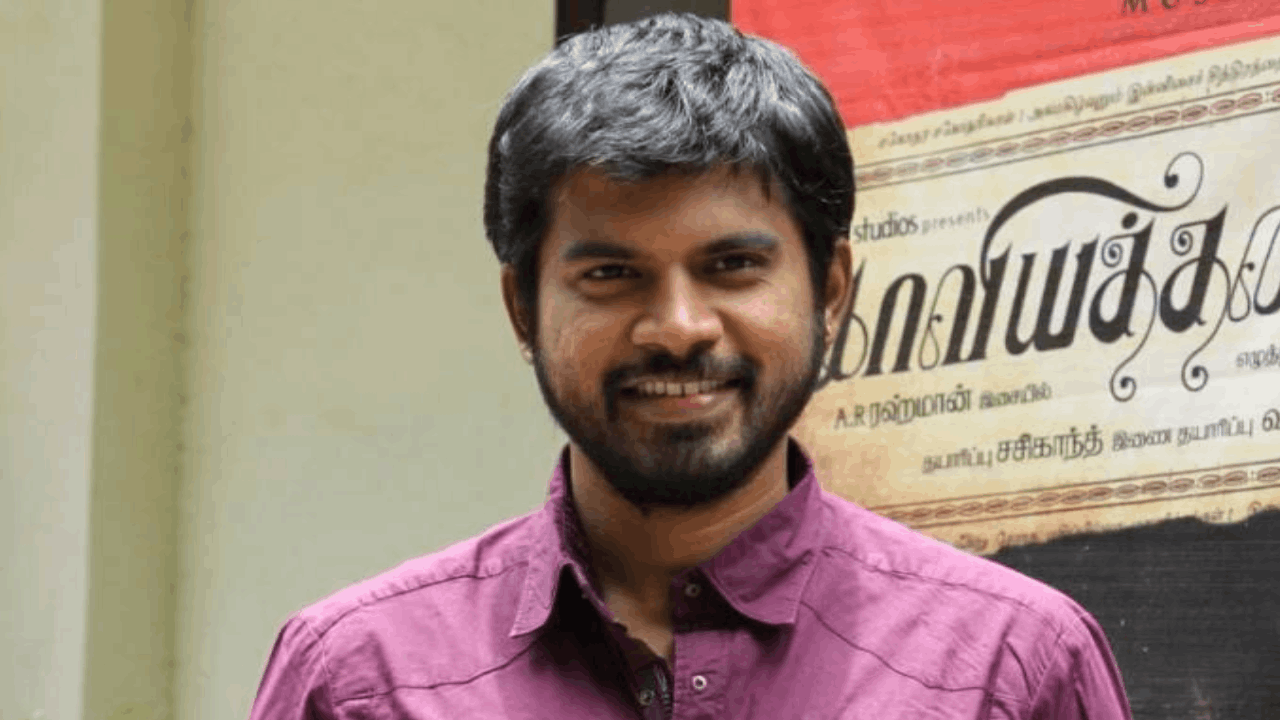  பாடலாசிரியருக்கு நேர்ந்த விபரீதம்.. தரக்குறைவாக பேசிய தயாரிப்பாளர்.. போலீசில் புகார்!