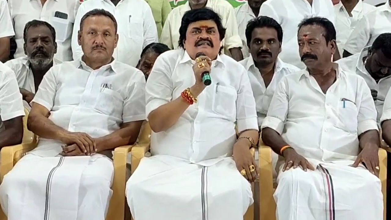 ‘திமுக பாடி போன லாரி, டயர் போன பேருந்து’- ராஜேந்திர பாலாஜி விமர்சனம்