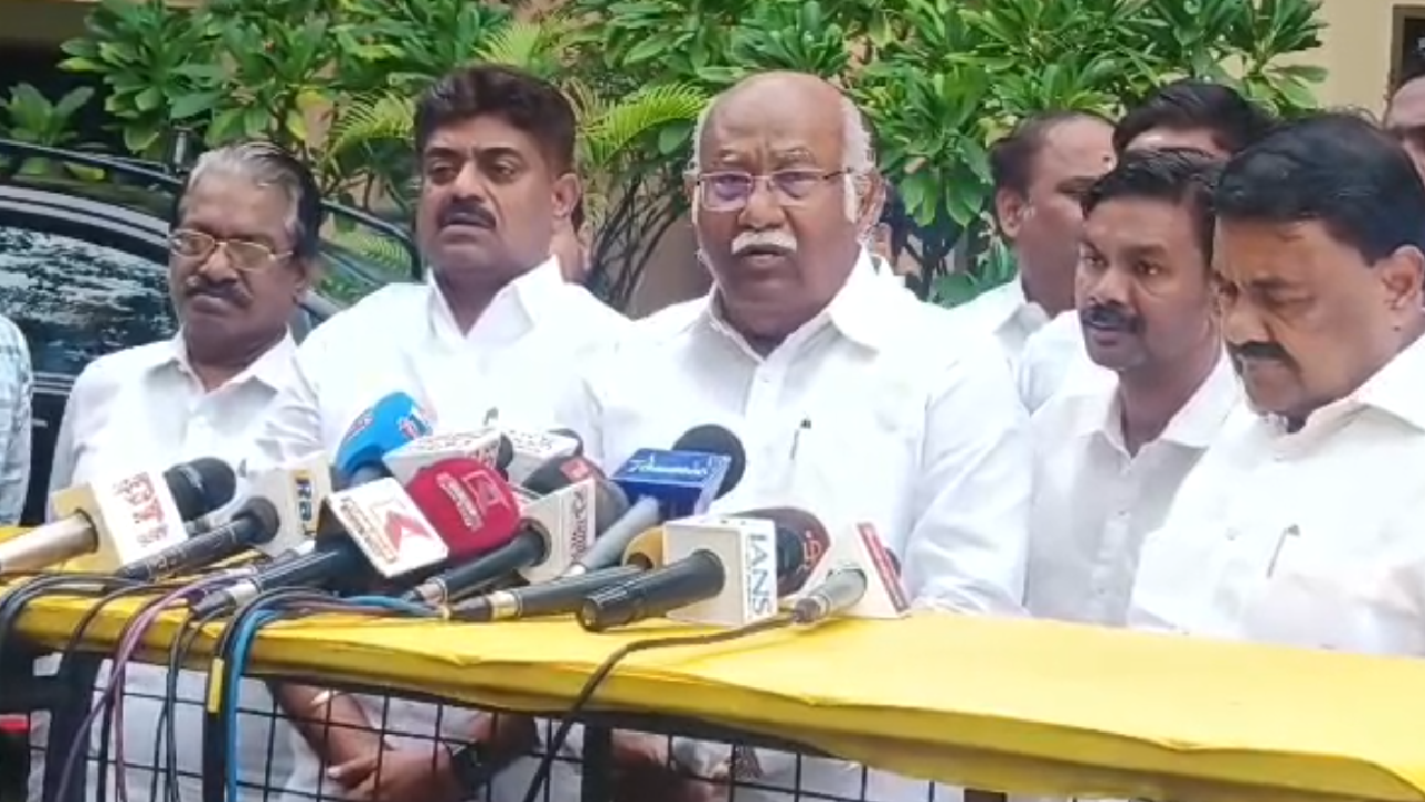 அதிமுக - பாஜக கூட்டணியை மக்கள் ஏற்க மாட்டார்கள் -  அன்வர் ராஜா அதிரடி