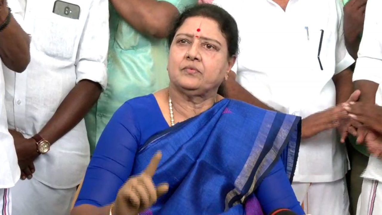 அதிமுக பலவீனமாகவே உள்ளது.. சசிகலா பேட்டி