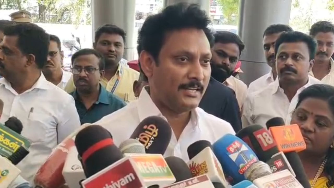 தமிழகத்தில் மூடப்பட்ட பள்ளிகள் குறித்து ஆய்வு.. அமைச்சர் அன்பில் மகேஷ் தகவல்!