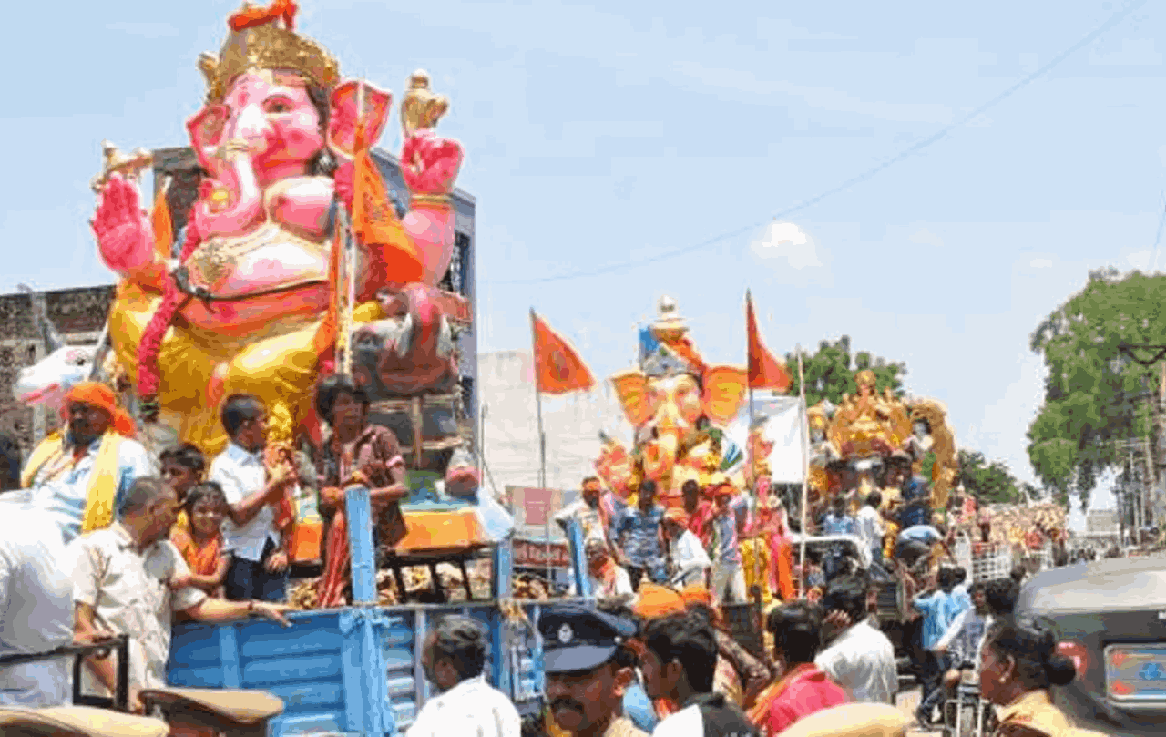 சென்னையில் விநாயகர் சிலை ஊர்வலம்: ஆகஸ்ட் 31-ல் போக்குவரத்து மாற்றம்!