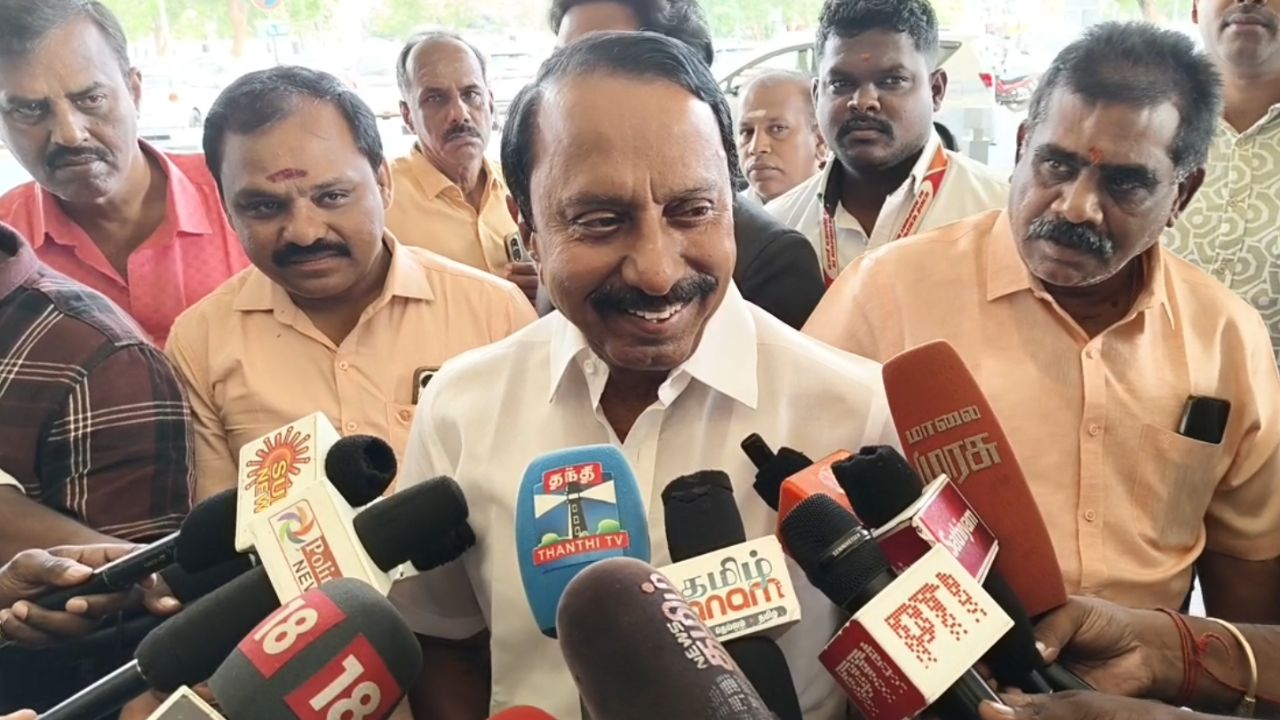 'மன நிம்மதிக்காக ஹரித்வார் செல்கிறேன்..' செங்கோட்டையன் பேட்டி!