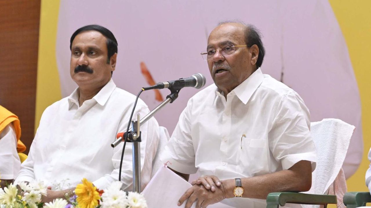 பாமக பெயர், சின்னம் விவகாரம்: ராமதாஸ் தரப்பில் கேவியட் மனுக்கள் தாக்கல்!