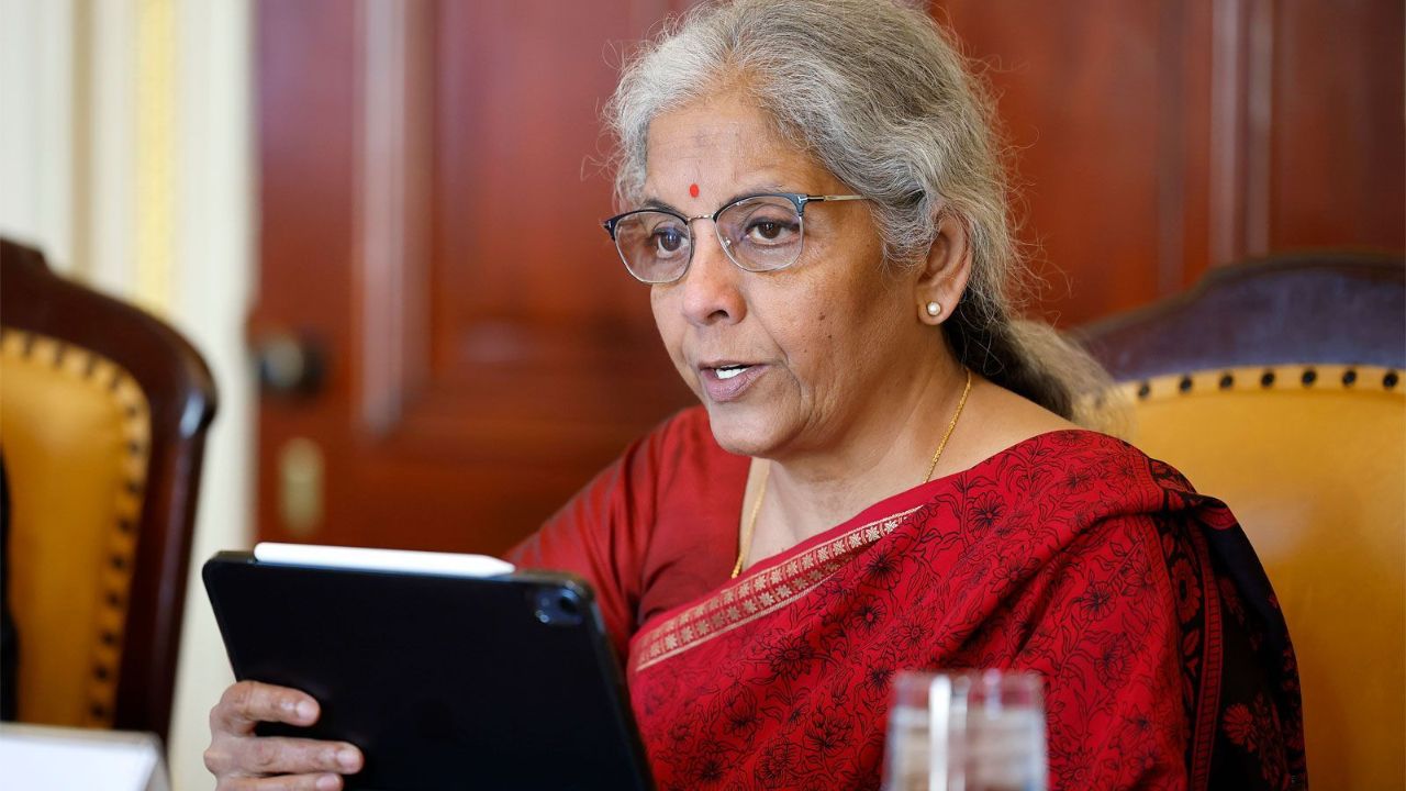 எஸ்.ஐ.ஆர்.க்கு எதிராக திமுக கூட்டணி ஆர்ப்பாட்டம்.. மத்திய அமைச்சர் நிர்மலா சீதாராமன் விமர்சனம்!