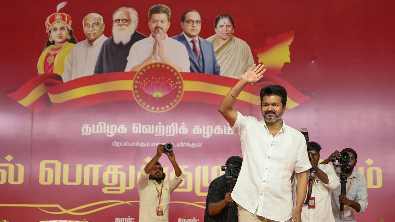 தவெக-வுக்கு சின்னம் ஒதுக்கியது தேர்தல் ஆணையம்: விஜய் விரைவில் அறிவிக்கிறார்!