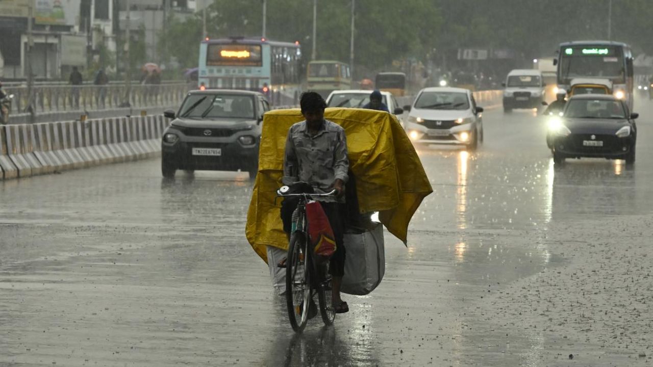TN Weather: சென்னையில் நாளை மழைக்கு வாய்ப்பு.. வானிலை ஆய்வு மையம் தகவல்!