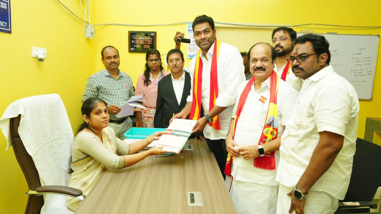 வருமானத்தை மறைத்ததாக புகார்.. இழுபறிக்கு பின் ஆதவ் அர்ஜுனா வேட்புமனு ஏற்பு!