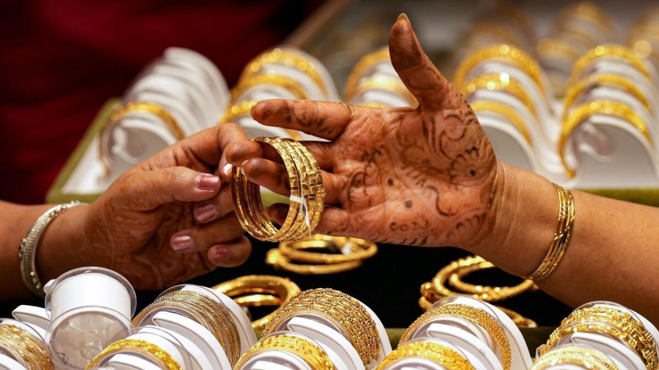 நகை பிரியர்களுக்கு டபுள் ட்ரீட்; தங்கம் விலை மீண்டும் சரிவு!